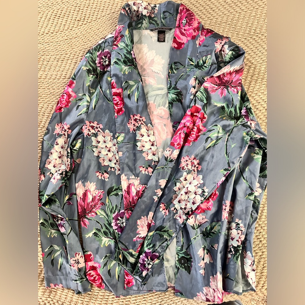 Victoria’s Secret Satin Pajama Top